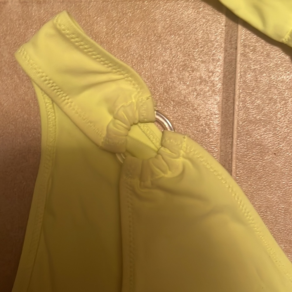 Yellow Bikini - Picture 3 of 3
